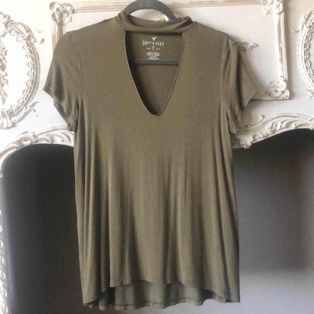 Army green American Eagle shirt